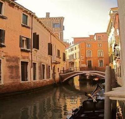 фото отеля Hotel San Luca Venice