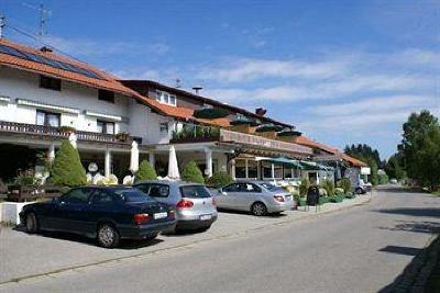 фото отеля Hotel Bergstaetter Hof Immenstadt