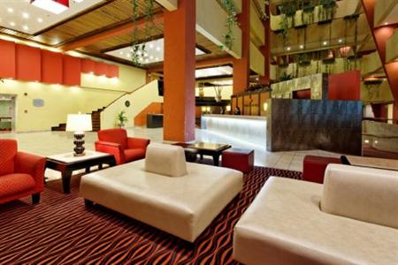 фото отеля Crowne Plaza Hotel Corobici