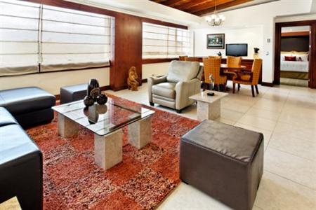 фото отеля Crowne Plaza Hotel Corobici
