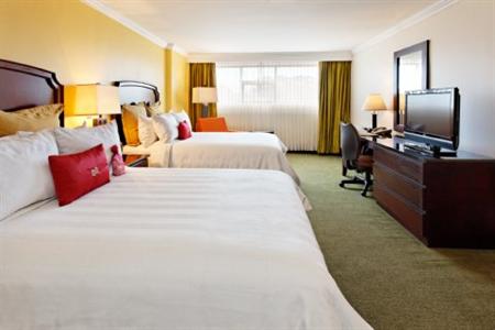 фото отеля Crowne Plaza Hotel Corobici