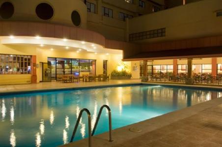 фото отеля Crowne Plaza Hotel Corobici