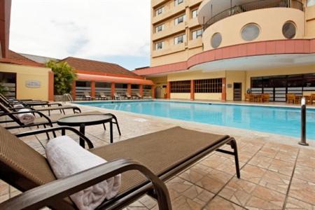 фото отеля Crowne Plaza Hotel Corobici