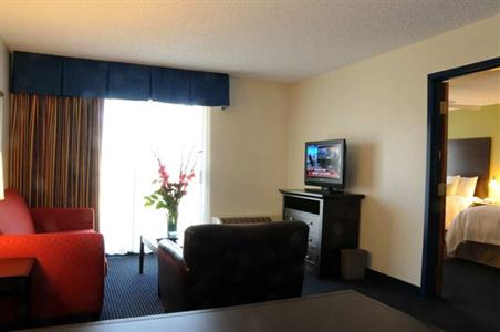 фото отеля Hampton Inn and Suites Los Angeles / Anaheim / Garden Grove