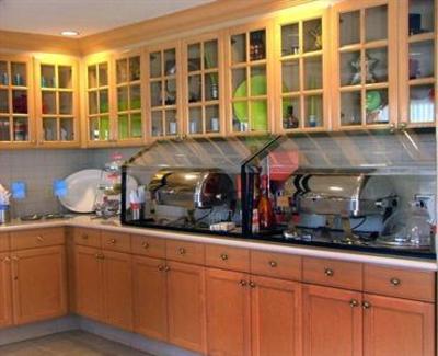 фото отеля Hampton Inn and Suites Los Angeles / Anaheim / Garden Grove