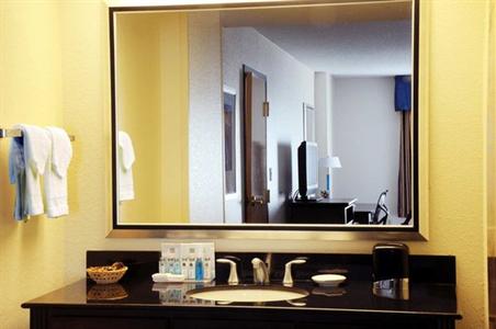 фото отеля Hampton Inn and Suites Los Angeles / Anaheim / Garden Grove