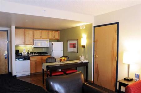 фото отеля Hampton Inn and Suites Los Angeles / Anaheim / Garden Grove