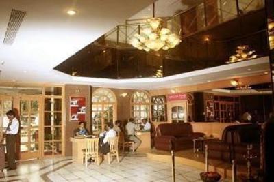 фото отеля Hotel Ramanashree Richmond Circle