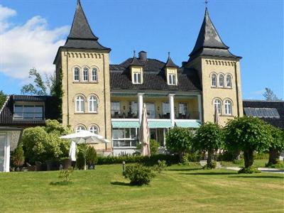 фото отеля Hotel Refsnes Gods Manor