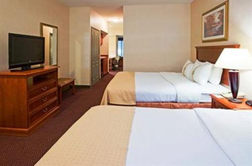 фото отеля Holiday Inn Hotel & Suites Madison West