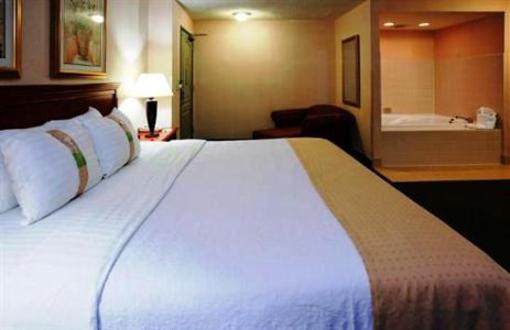 фото отеля Holiday Inn Hotel & Suites Madison West