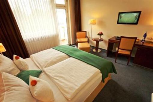 фото отеля Hotel Weyer Bad Neuenahr-Ahrweiler
