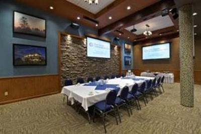 фото отеля Coast Tsawwassen Inn