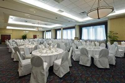 фото отеля Coast Tsawwassen Inn