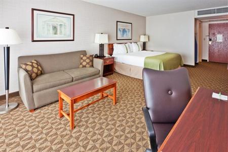 фото отеля Holiday Inn University Plaza - Bowling Green