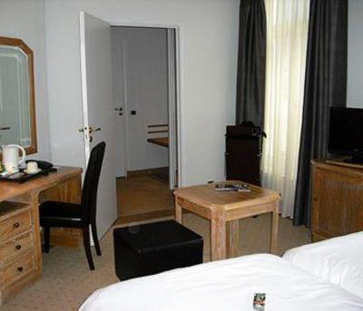фото отеля Le Grand Hotel Saint-Quentin