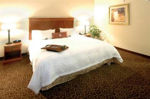 фото отеля Hampton Inn & Suites Hemet