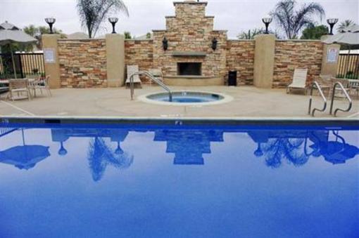 фото отеля Hampton Inn & Suites Hemet