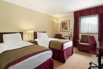 фото отеля Hilton Warwick / Stratford-upon-Avon