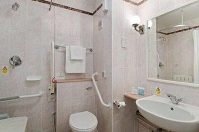 фото отеля Hilton Warwick / Stratford-upon-Avon