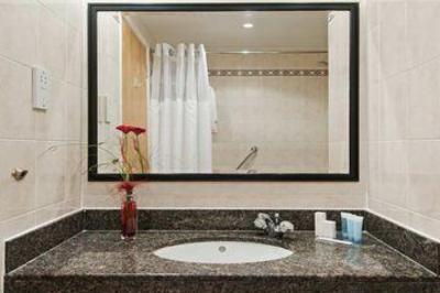 фото отеля Hilton Warwick / Stratford-upon-Avon