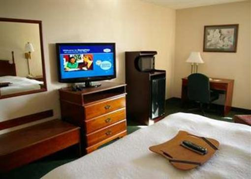 фото отеля Hampton Inn Fayetteville - Cross Creek Mall