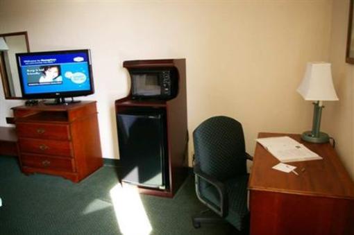фото отеля Hampton Inn Fayetteville - Cross Creek Mall