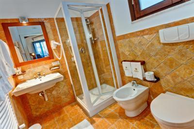 фото отеля La Plumeria Hotel