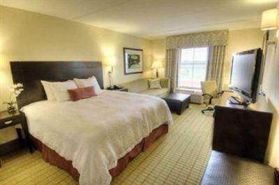 фото отеля Hampton Inn & Suites Gainesville-Downtown