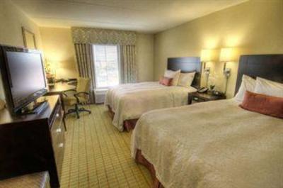 фото отеля Hampton Inn & Suites Gainesville-Downtown