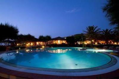 фото отеля Villaggio Club Baia del Sole