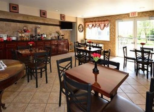 фото отеля MainStay Suites Milwaukee Airport Oak Creek