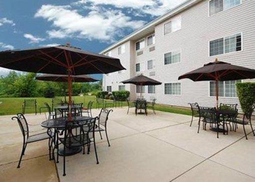 фото отеля MainStay Suites Milwaukee Airport Oak Creek