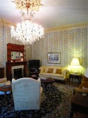 фото отеля Stone Maiden Inn
