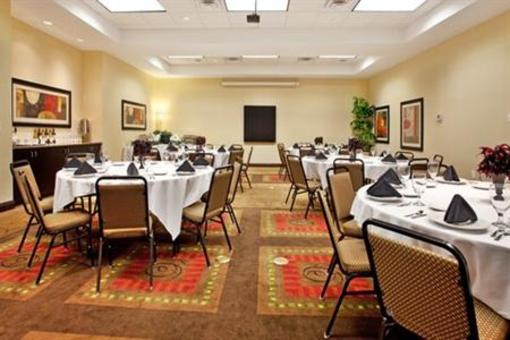 фото отеля Holiday Inn Lake Charles West Sulphur