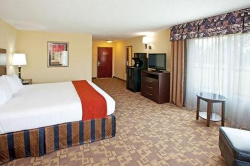 фото отеля Holiday Inn Express Hotel & Suites Lexington Northeast