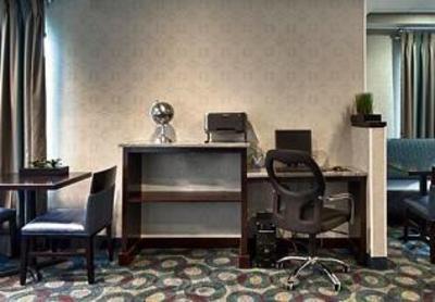 фото отеля SpringHill Suites Manchester Airport