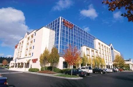 фото отеля Embassy Suites Seattle-Bellevue
