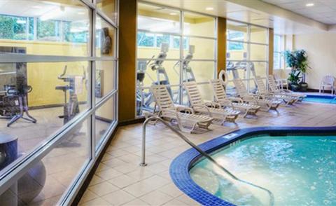 фото отеля Embassy Suites Seattle-Bellevue