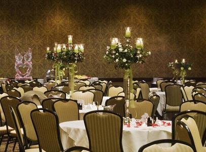 фото отеля Embassy Suites Seattle-Bellevue