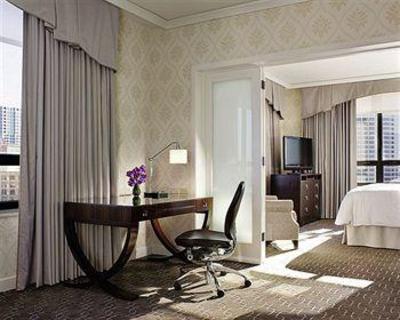 фото отеля The Ritz-Carlton Chicago (A Four Seasons Hotel)