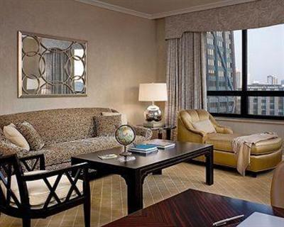 фото отеля The Ritz-Carlton Chicago (A Four Seasons Hotel)