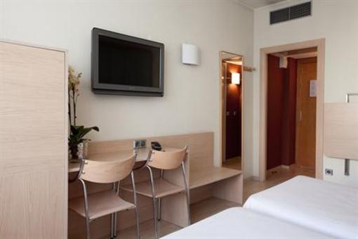 фото отеля Aparthotel Silver