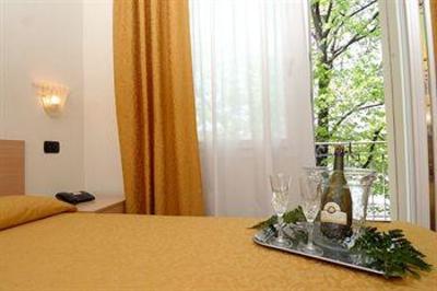 фото отеля Villa Adele Hotel