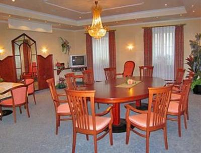 фото отеля Hotel Am Schlossberg Erding