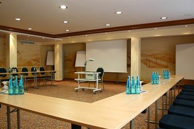 фото отеля Hotel Am Schlossberg Erding
