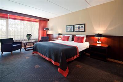 фото отеля Van Der Valk Hotel Vianen