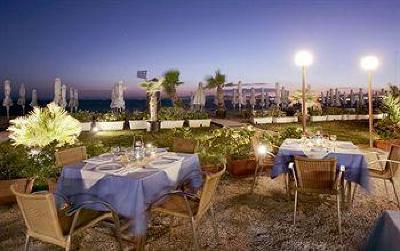 фото отеля Hotel Poseidon Palaio Faliro