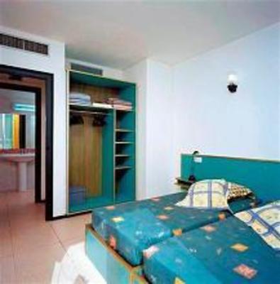 фото отеля Apartaments Xaine Sun Lloret De Mar