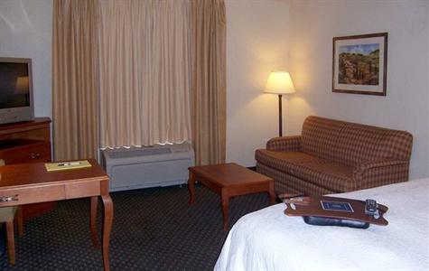 фото отеля Hampton Inn Sikes Senter Mall Wichita Falls